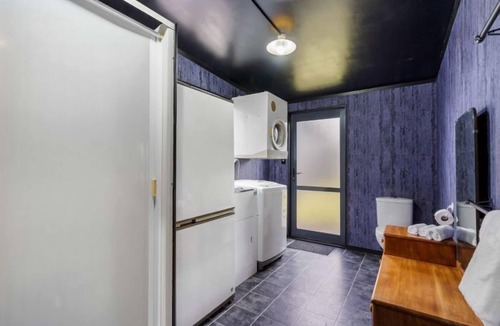 Whangamata House | Holidays on Hampton - Whangamata