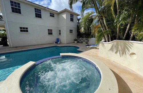 Clinketts Villa | Holland Park Villa Barbados, Sleeps 8, Private Pool