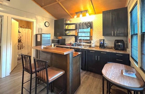 Eureka Springs Cabin | Holler Cabin and Camp