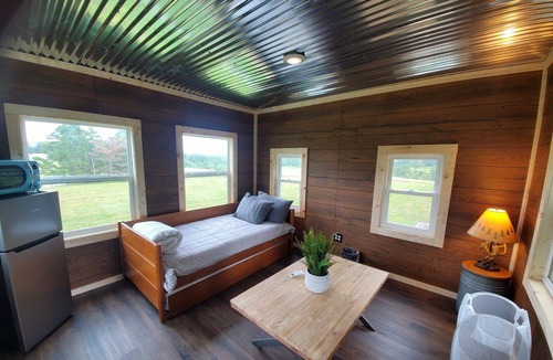 Jerome House | Hollering Pines Retreat-Great for Military, Fugitive Beach, in Mark Twain Forest