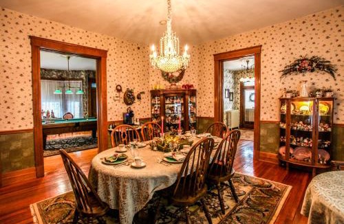 Frederick Bed & Breakfast | Hollerstown Hill Bed and Breakfast