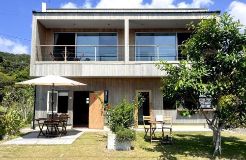 Akagina Apartment | HOLLY CAMP CASA