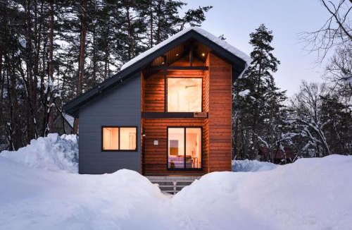 Hokujo House | Holly House