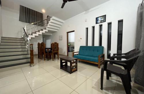 Sulthan Bathery Villa | HOLLYWOOD Villa