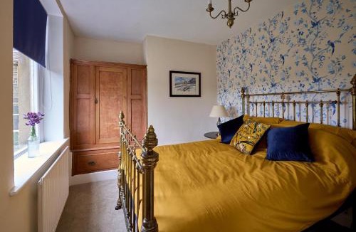 Haworth House | Holmes Cottage in the heart of Haworth