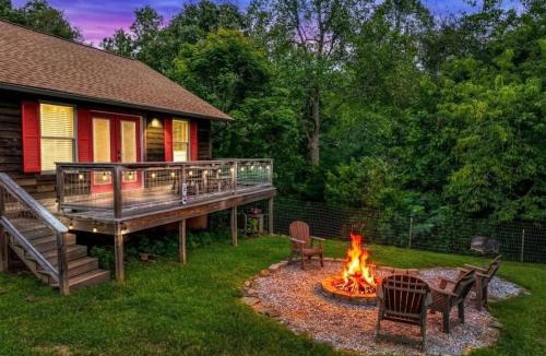 Townsend Ski Chalet | Holy Smokes