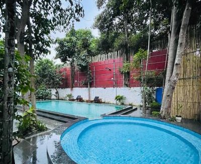 Kampot Hotel | Holy Villa