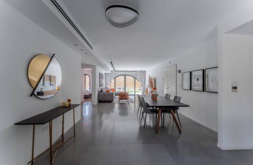 Jerusalem City Centre Apartment | Holysuite David's Village