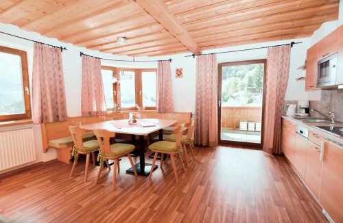 Ladis Apartment | Holzackerhof
