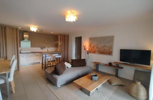 Saint-Remy-les-Chevreuse House | Home 33