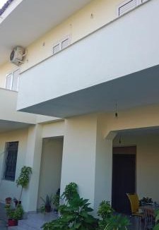 Kamez House | Home