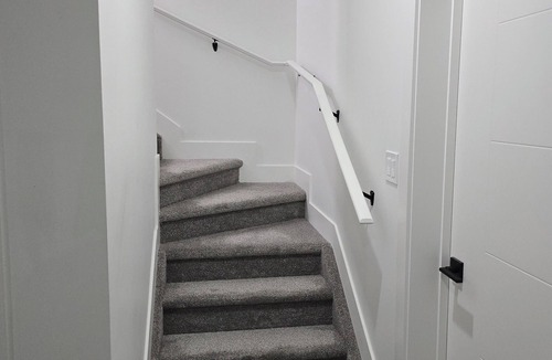 Northeast Edmonton House | HOME AWAY FROM HOME. 7min or less radius to all amenities and downtown Edmonton