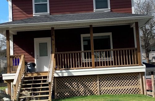 North Cowichan House | Home Away from Home