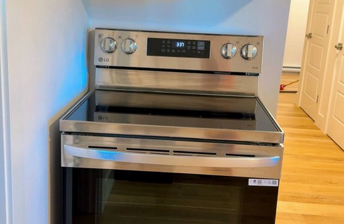Moncton Apartment | Home away from home. Perfect place to relax