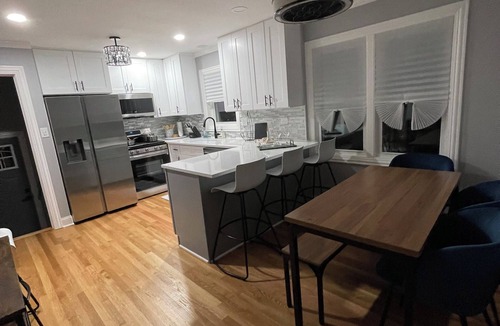 Ashburn House | Home Away From Home