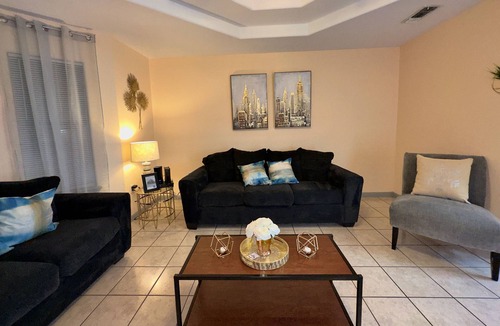 Eagle Pass House | Home Away From Home - 3 Bed/2 Bath - BEST VALUE