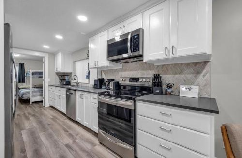 Sandy Apartment | Home Base for Winter Ski Adventure & SLC Events