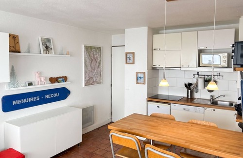 Reberty Apartment | Homerez - Apartment Saint-Martin-de-Belleville