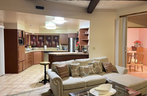 Redlands House | Home In Charming Historical Town Near Forest Falls and Big Bear Lake. Pets We❤️