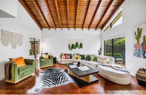 The Hammocks House | Home in Miami