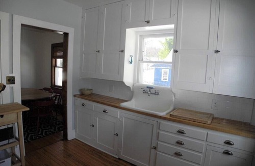 Suttons Bay House | Home located 2 blocks to the beach and Suttons Bay Village