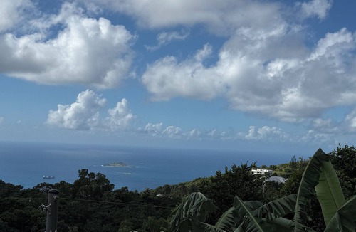 Estate Solberg House | Home on the Hill with Ocean View