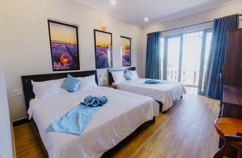Cam An Hotel | Home River Villa