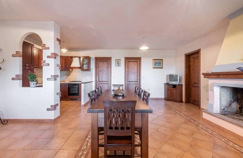 Siniscola Apartment | Home thoughtfully designed for the comfort