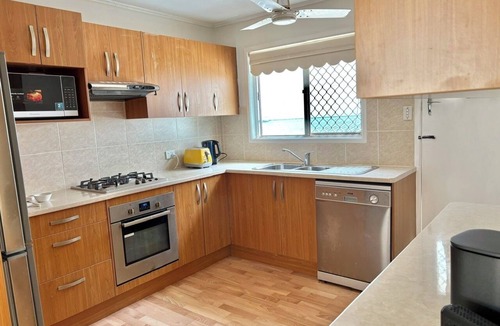 Graceville House | Home to home: what a local landscape in Graceville