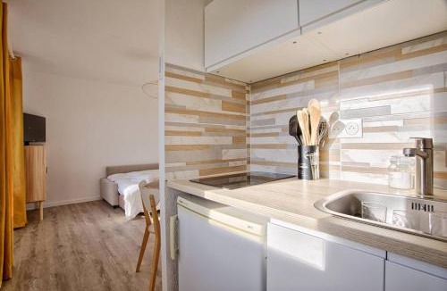 Le Home Apartment | home varaville, studio, 2 voyageurs, balcon