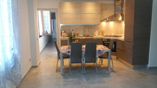 Albate Apartment | Home Vittoria Lago Di como