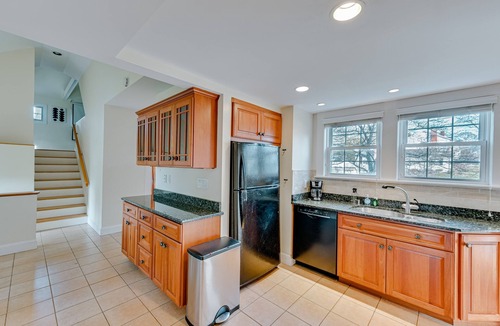 Lexington House | Home w/Backyard ~ 2 Mi to Downtown Lexington!