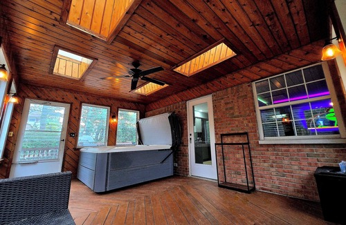 Kettering House | Home w/Private Cedar Hot Tub Room Arcade Pinball near The Greene Fraze Pavilion