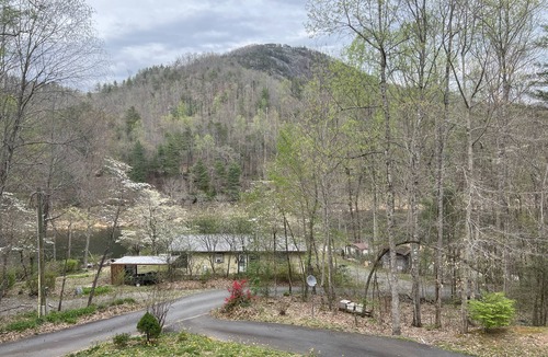 Tuckasegee House | Home with huge front porch and lake views