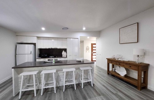 Rainbow Beach House | Home with Pool 400m to the Beach