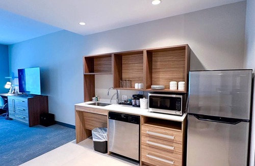 Fort Walton Beach Hotel | Home2 Suites by Hilton Fort Walton Beach Eglin AirForce Base