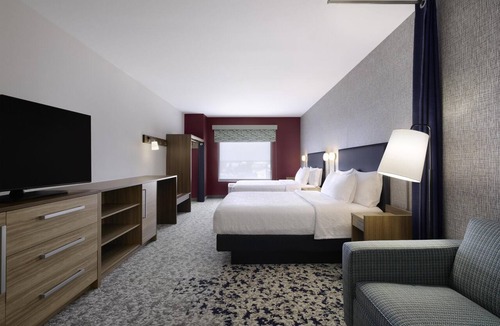 Stevens Point Hotel | Home2 Suites By Hilton Stevens Point