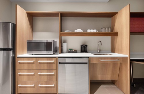 Willowville Hotel | Home2 Suites by Hilton Cincinnati Eastgate