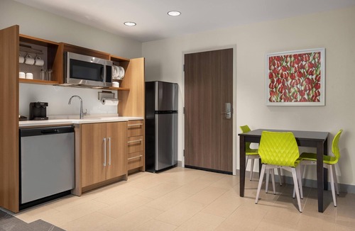 Willowville Hotel | Home2 Suites by Hilton Cincinnati Eastgate