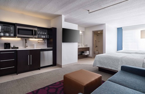 Indianapolis Hotel | Home2 Suites by Hilton Indianapolis Keystone Crossing