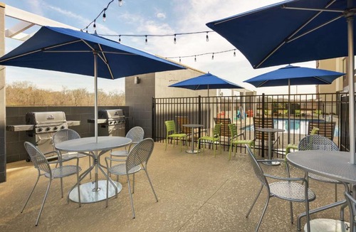 Macon Hotel | Home2 Suites By Hilton Macon I-75 North