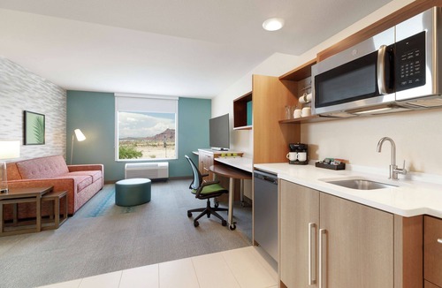 East Mesa Hotel | Home2 Suites by Hilton Mesa Longbow, AZ
