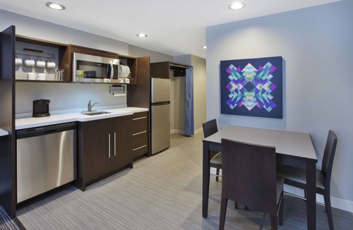 Monaca Hotel | Home2 Suites by Hilton Pittsburgh Area Beaver Valley