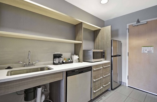 Blue Ash Hotel | Home2 Suites by Hilton Blue Ash Cincinnati
