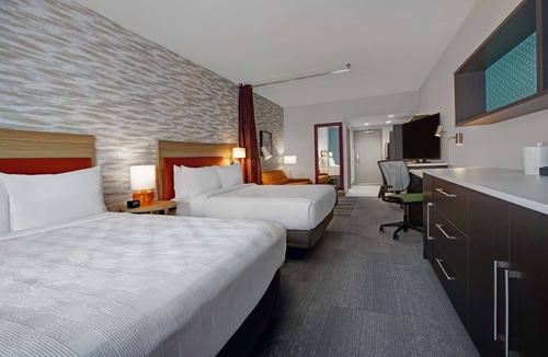 East Town Hotel | Home2 Suites by Hilton Milwaukee Downtown