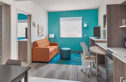 Midtown Ocean City Hotel | Home2 Suites by Hilton Ocean City - Bayside, MD
