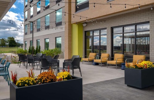 Sheboygan Hotel | Home2 Suites By Hilton Sheboygan