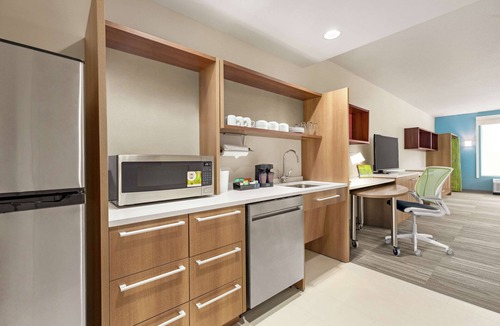 Southwest Colorado Springs Hotel | Home2 Suites by Hilton Colorado Springs South