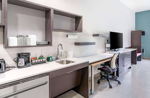 Beaumont Residential Hotel | Home2 Suites Lexington Keeneland Airport, KY