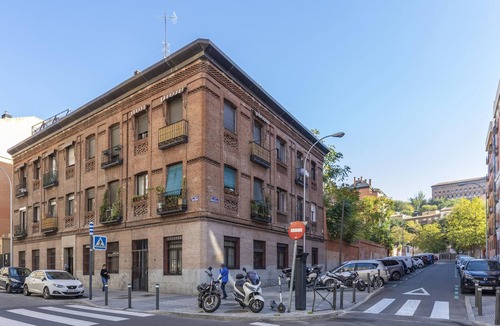 Imperial Apartment | HOMEABOUT IMPERIAL APARTMENT II
